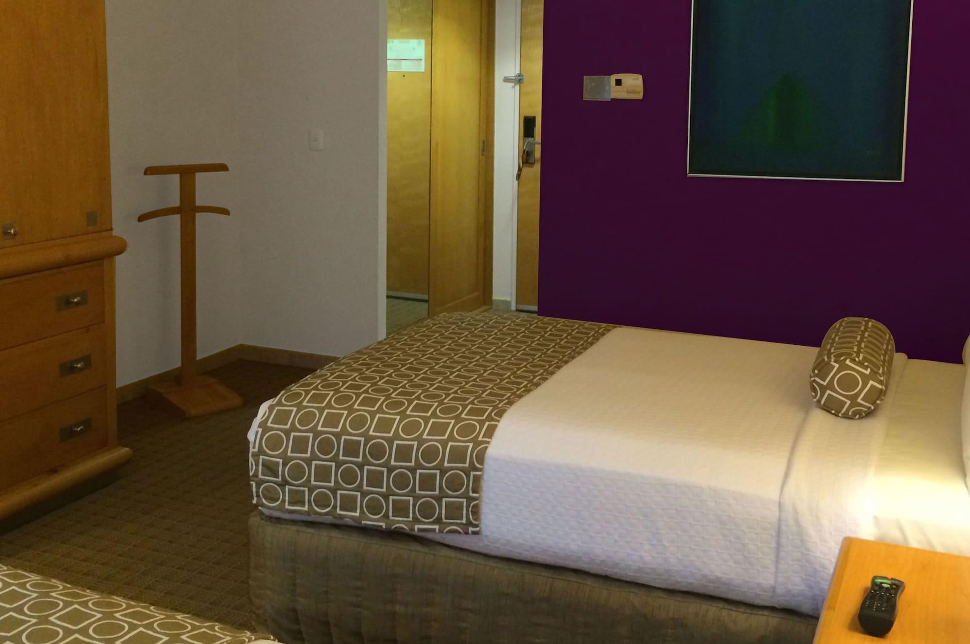 Gamma By Fiesta Americ Xalapa Nubara Exterior foto A room at the hotel