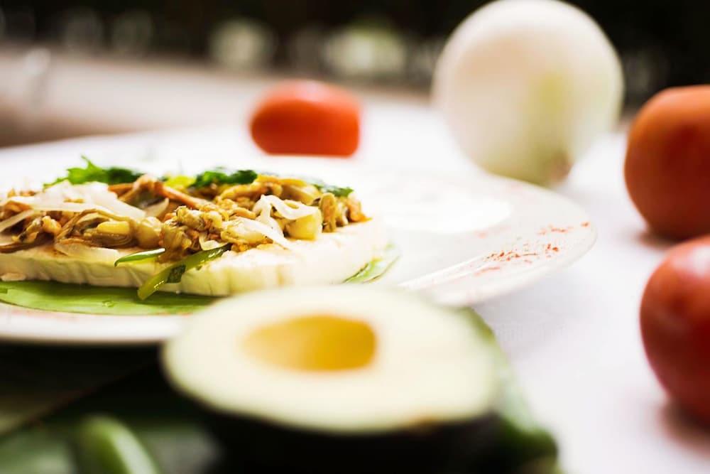 Gamma By Fiesta Americ Xalapa Nubara Exterior foto A hard-boiled egg