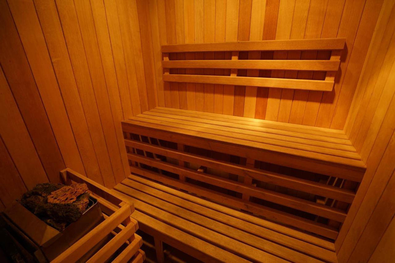Gamma By Fiesta Americ Xalapa Nubara Exterior foto A bench in a Finnish sauna