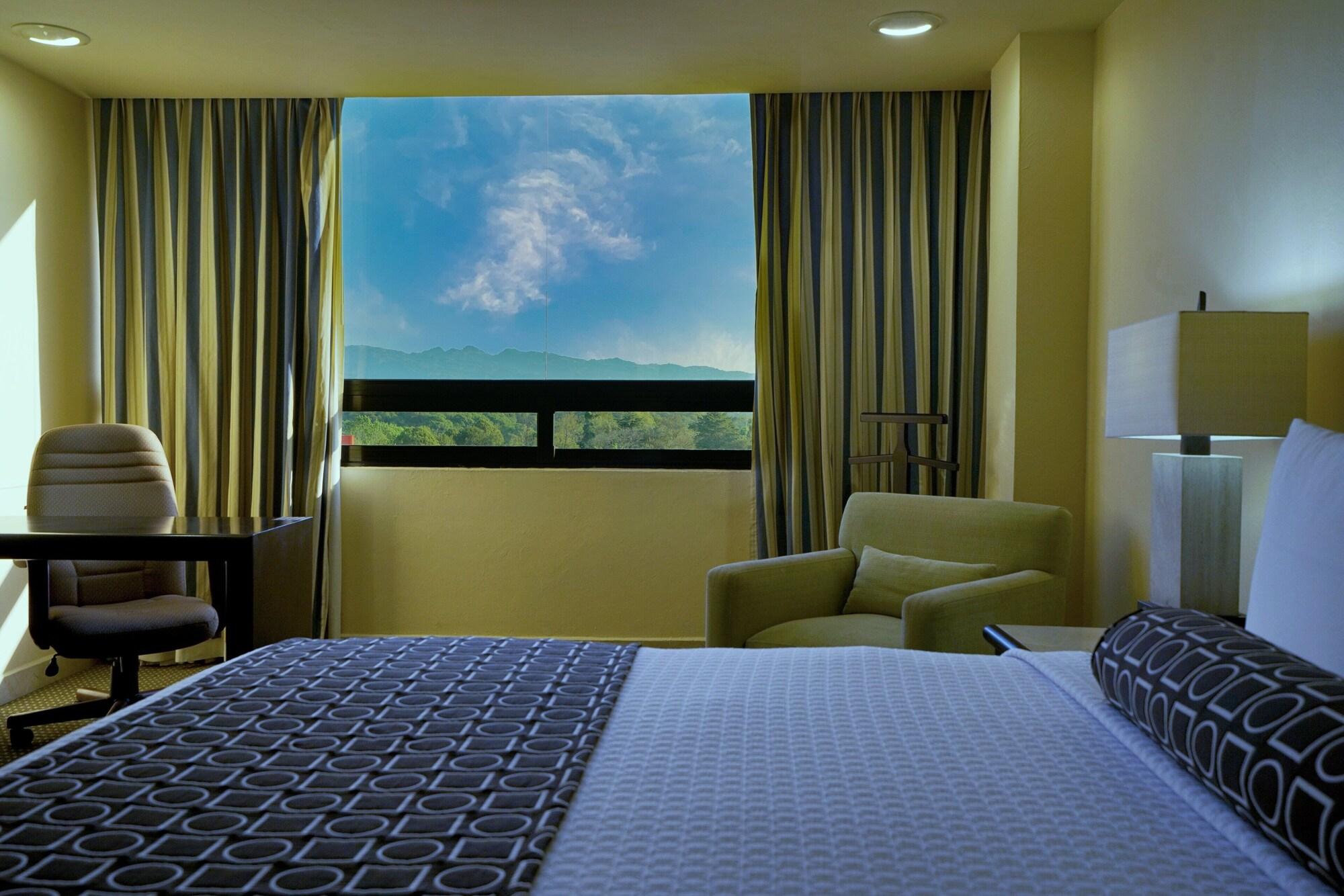 Gamma By Fiesta Americ Xalapa Nubara Exterior foto A room at the hotel