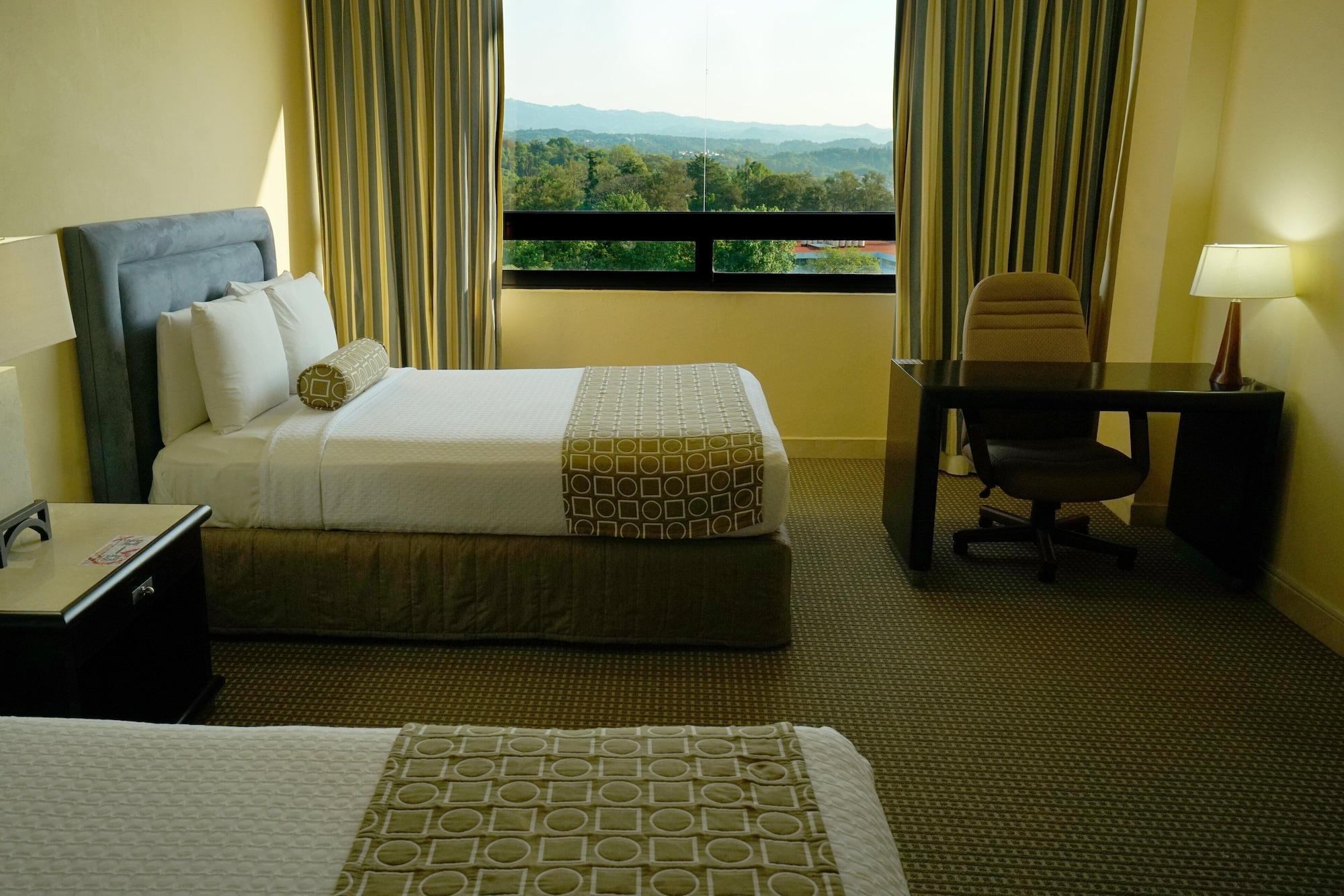 Gamma By Fiesta Americ Xalapa Nubara Exterior foto A room at the hotel