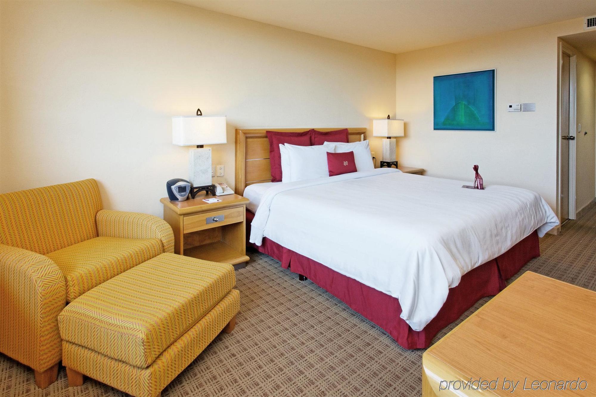 Gamma By Fiesta Americ Xalapa Nubara Quarto foto A typical hotel room