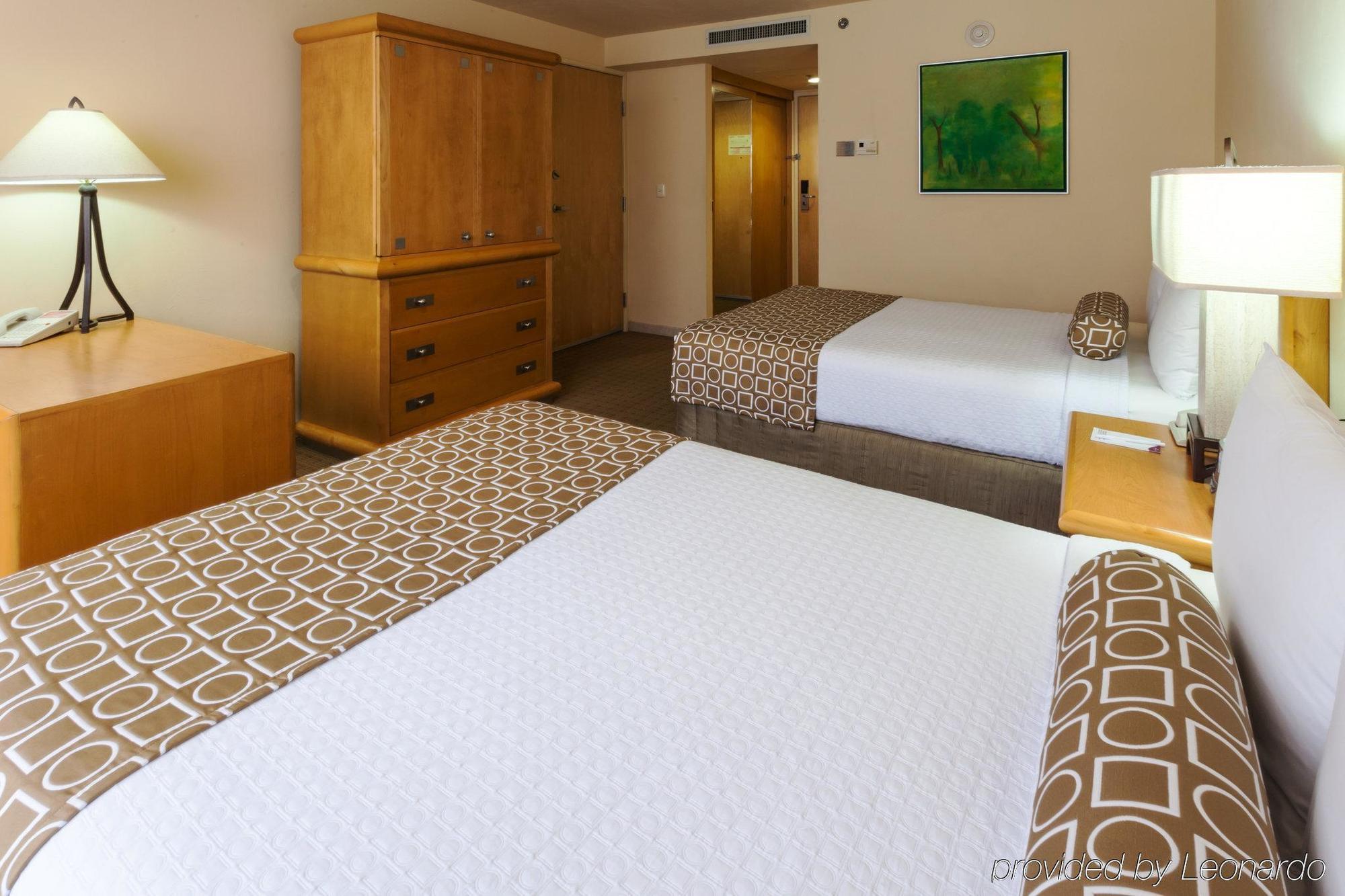 Gamma By Fiesta Americ Xalapa Nubara Exterior foto A room at the Hotel Valley Ho